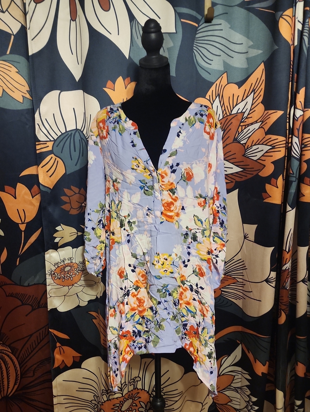Floral V-Neck Women’s Tunic Top - Light Blue